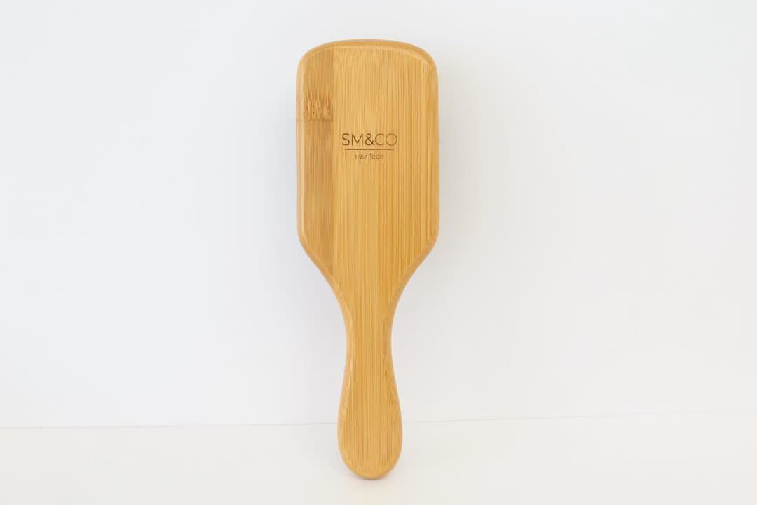 SM&CO Detangling Brush | Bamboo