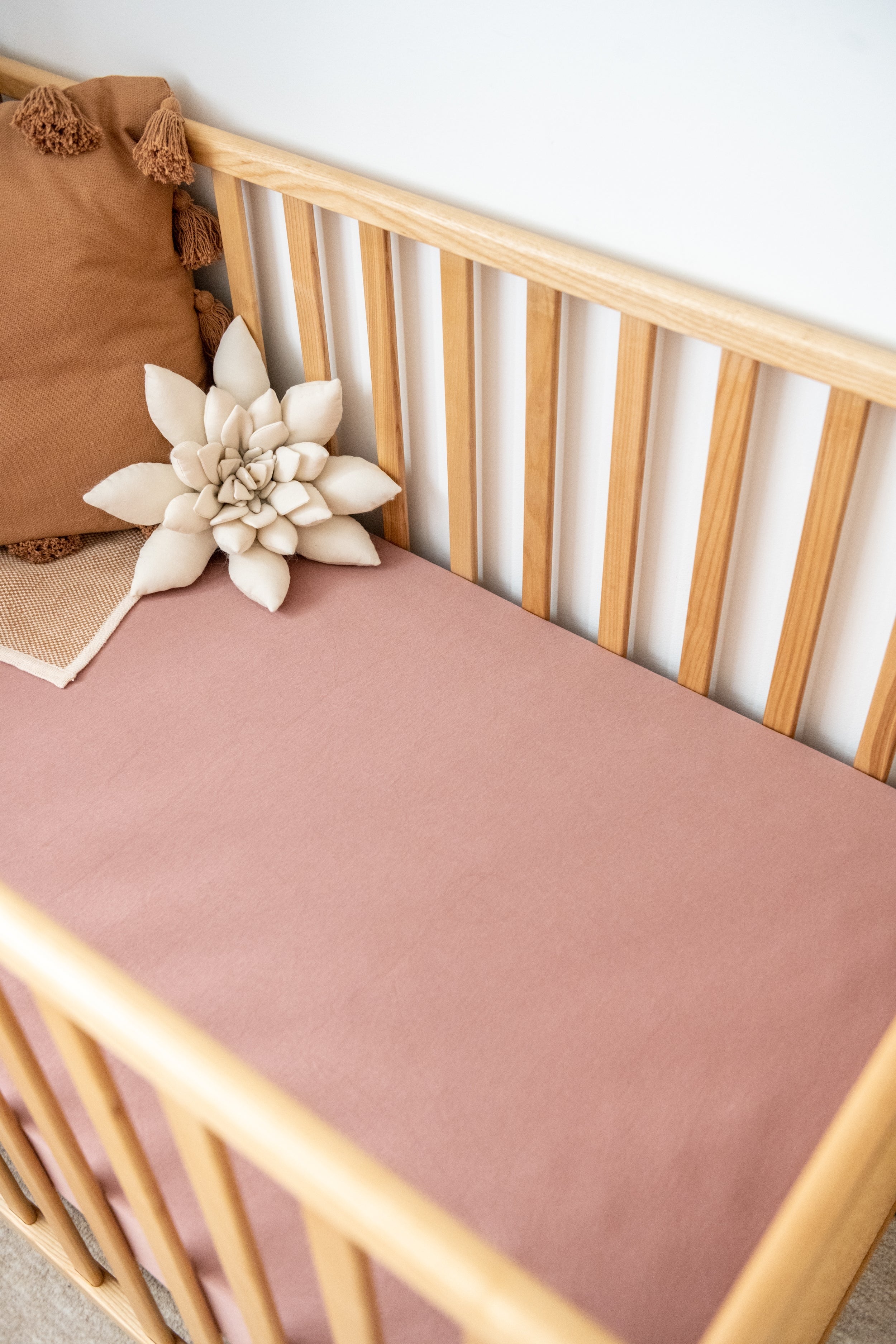 Small hot sale cot sheets